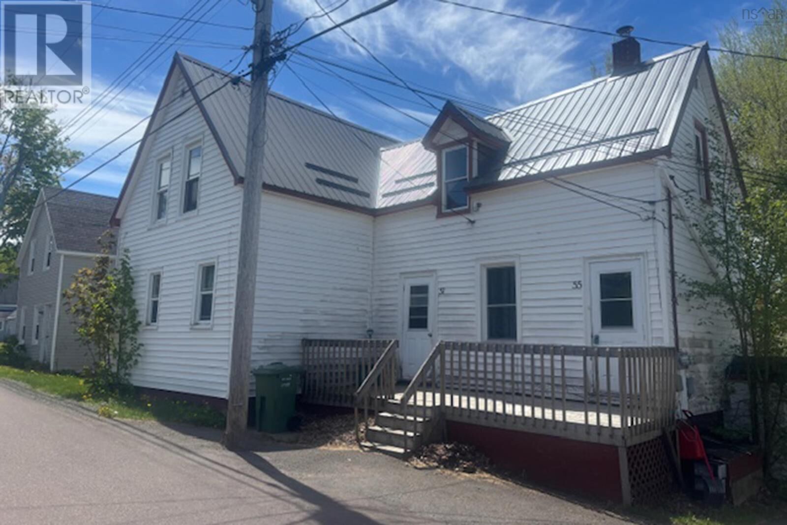 Property Photo: 55 Elm Street NS B0M 1X0