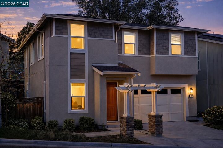 Property Photo:  4827 Roberts Ct  CA 94552 