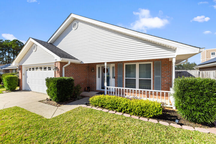 Property Photo:  756 Randall Roberts Road  FL 32547 