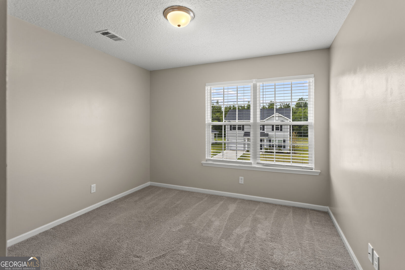 Property Photo:  199 Brightleaf Circle  GA 31313 