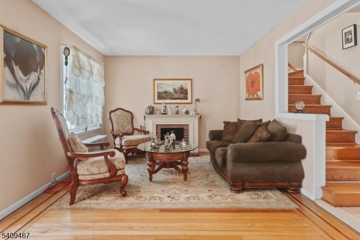 Property Photo:  47 Elycroft Pkwy  NJ 07070 
