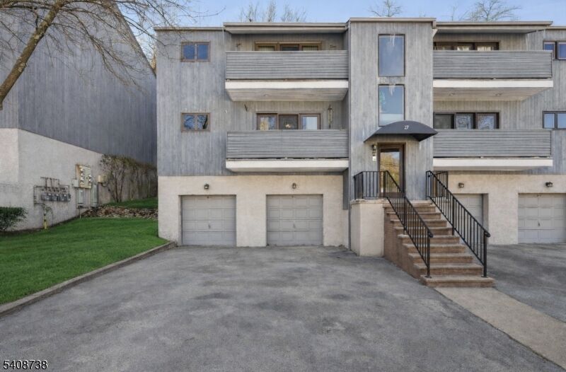 Property Photo:  27 Espy Rd A7  NJ 07006 