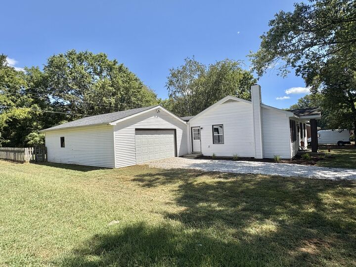 Property Photo:  190 Crab Orchard Road  KY 40601 