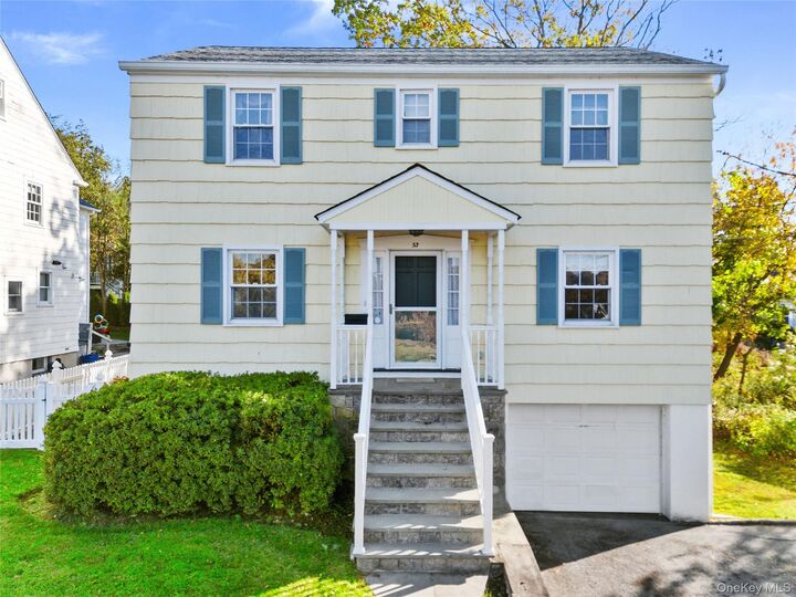 Property Photo:  53 Oak Avenue  NY 10538 