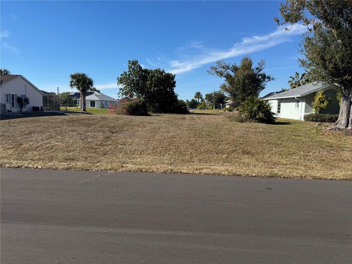 Property Photo:  270 Broadmoor Lane  FL 33947 