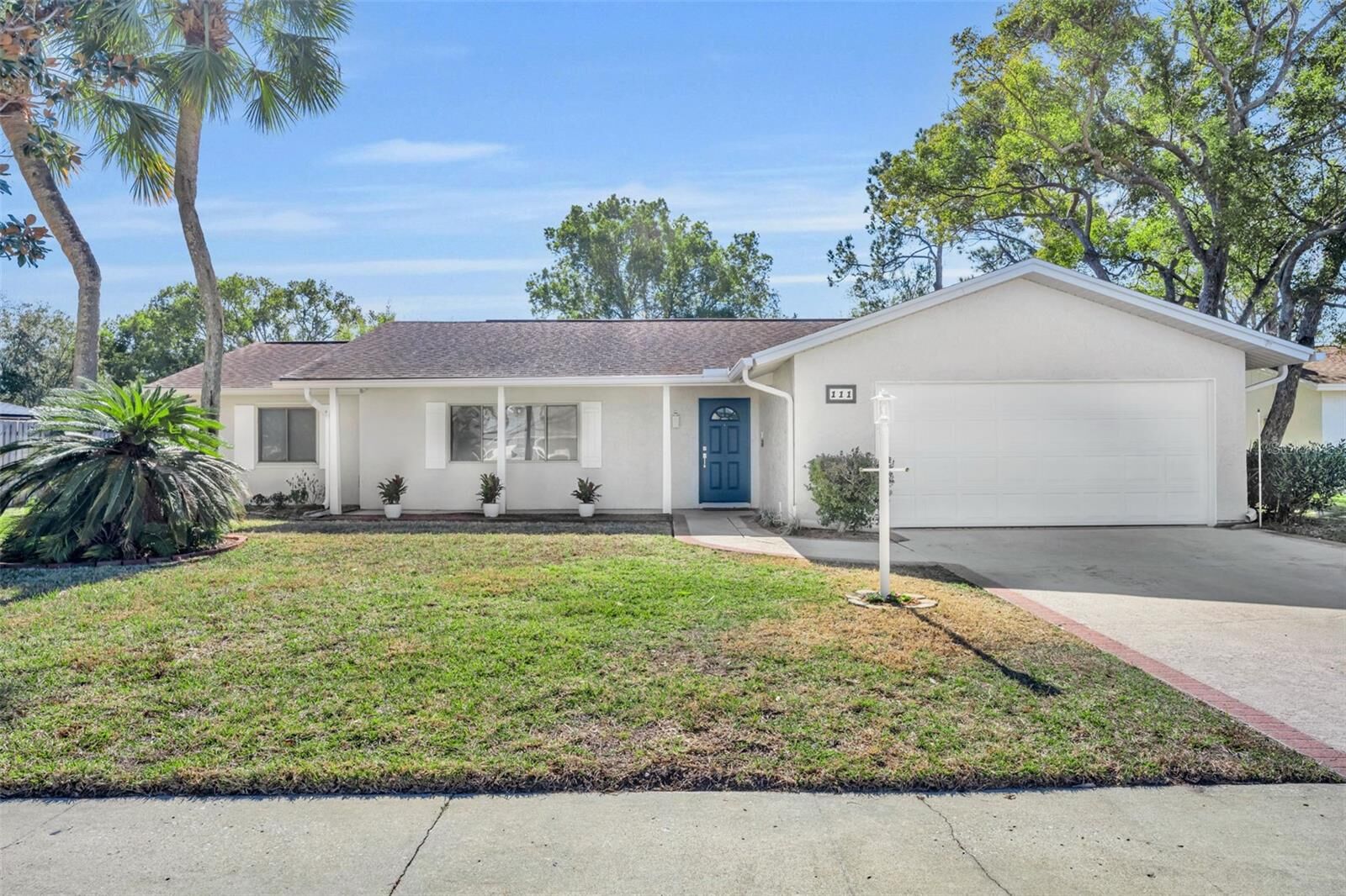 Property Photo:  111 Dellwood Drive  FL 32750 