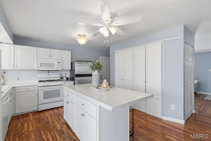 Property Photo:  2534 Wesford Drive  MO 63043 