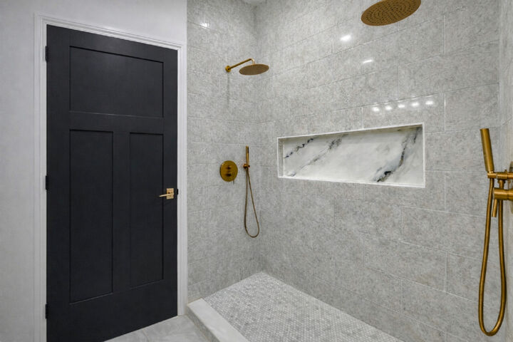 Property Photo:  6450 S Greenwood Avenue  IL 60637 