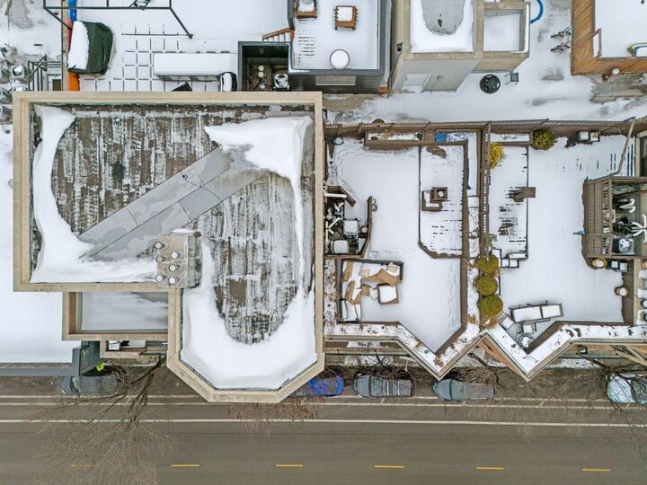 Property Photo:  2236 W Armitage Avenue 403  IL 60647 