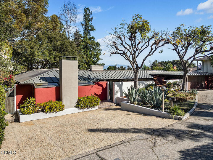 Property Photo:  1436 Hillcrest Avenue  CA 91106 