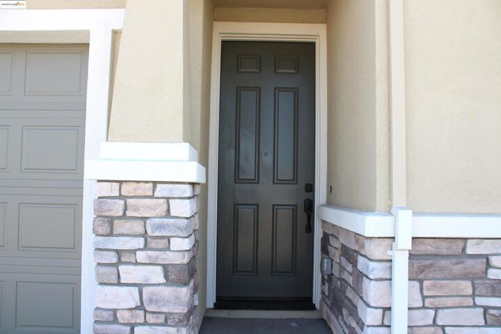 Property Photo:  3596 3596 Kona Kai Way  CA 95835 