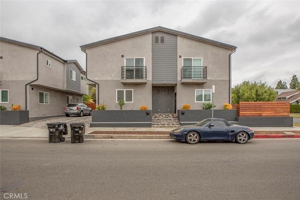 Property Photo:  5026 1/2 Cleon Avenue  CA 91601 