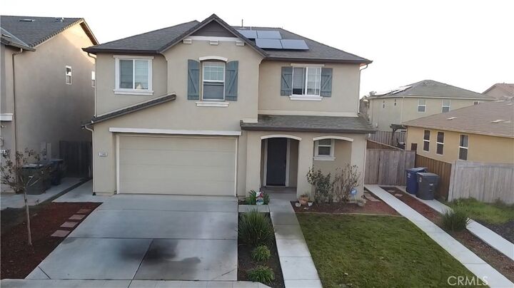 Property Photo:  1348 Apple Court  CA 93638 