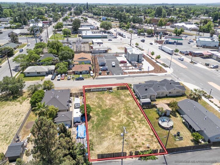 Property Photo:  2537 Ivy Street  CA 95953 