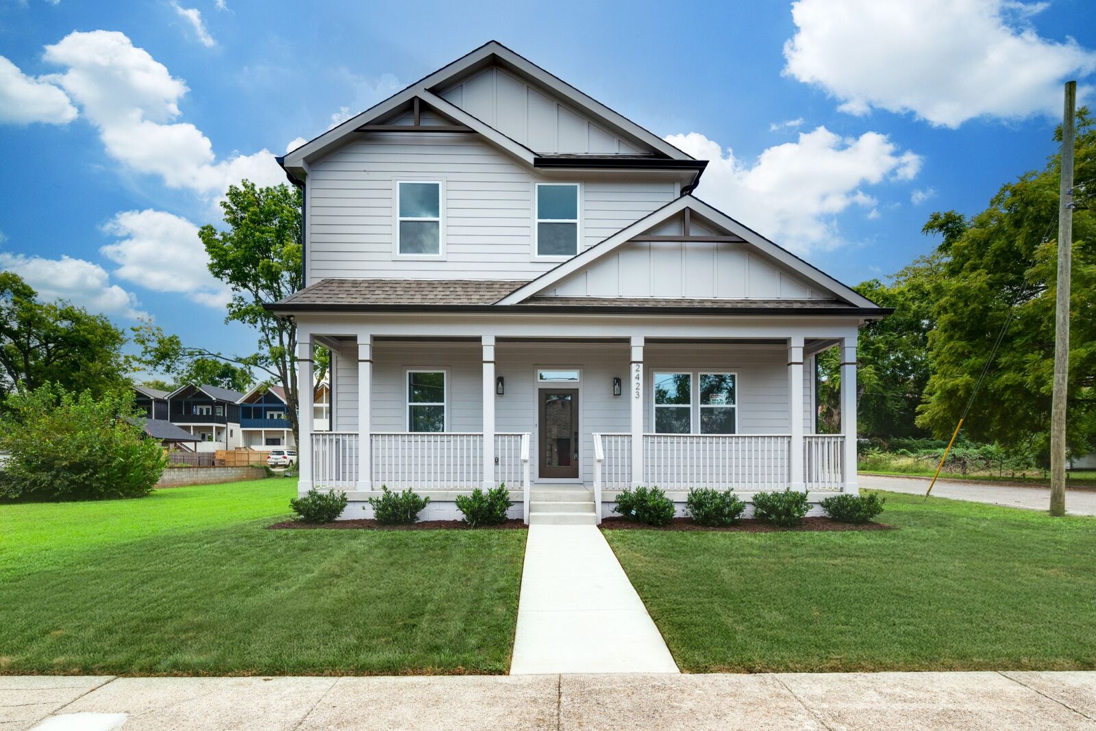 Property Photo:  2423 Alameda St  TN 37208 