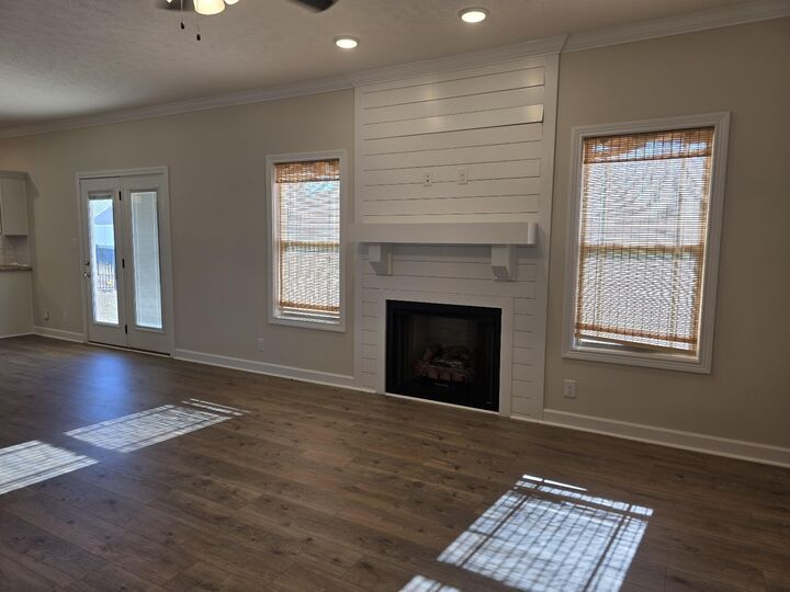 Property Photo:  1147 Chagford Dr  TN 37043 