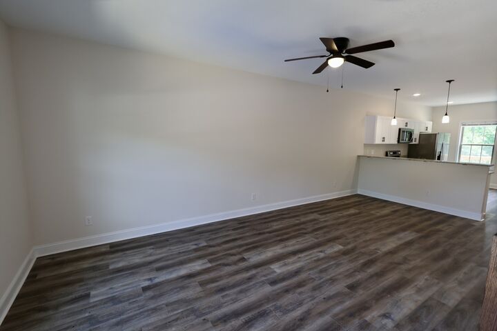 Property Photo: 500 Peachers Mill Rd B2 TN 37042