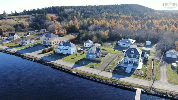 Property Photo: 91 Lower Lahave Road NS B0J 2W0