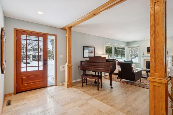 Property Photo:  5501 Park Place  MN 55424 