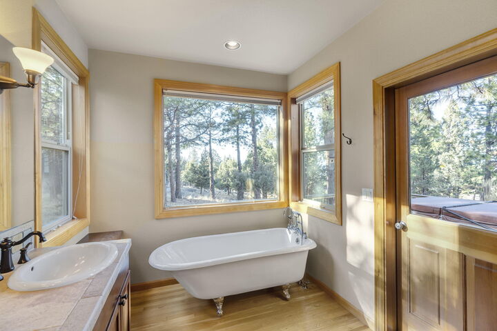 Property Photo:  3645 NW Falcon Ridge  OR 97703 