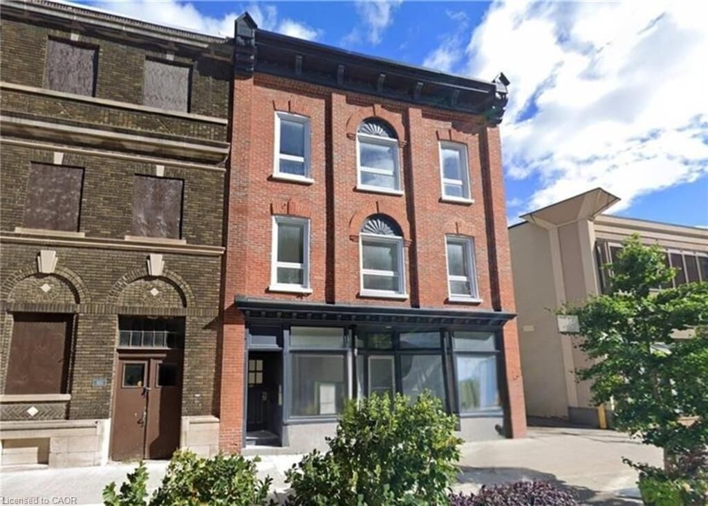 Property Photo:  363 Front Street  ON K8N 2Z9 