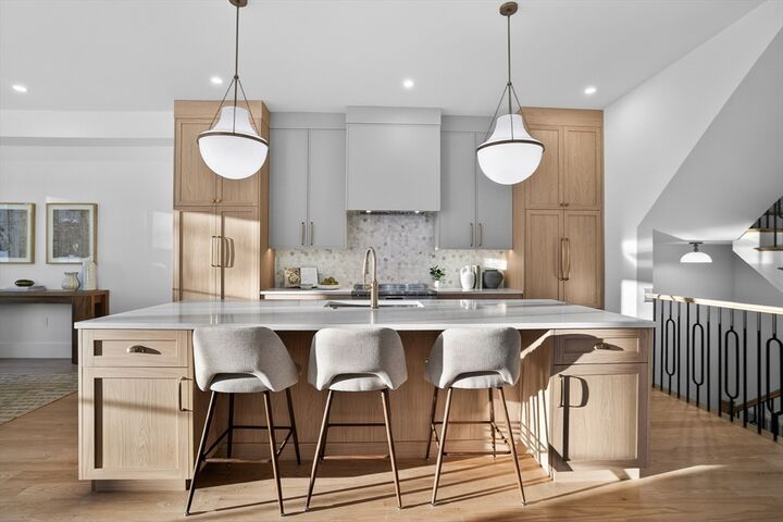 Property Photo:  383 Cherry St 383  MA 02465 