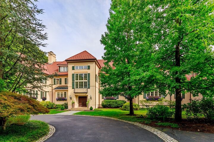 Property Photo:  18 Longmeadow Drive  MA 02090 