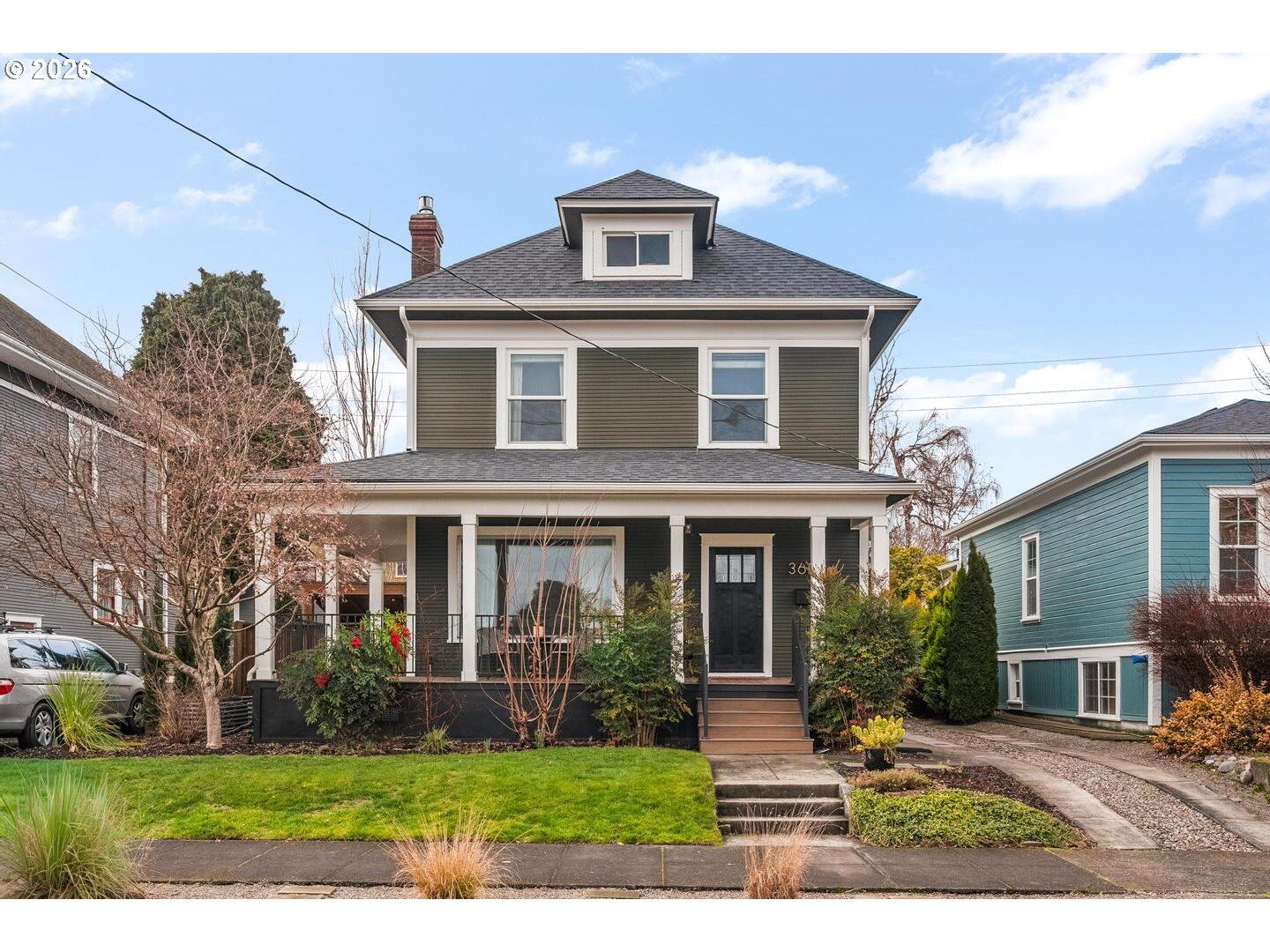 Property Photo:  3603 SE 10th Ave  OR 97202 