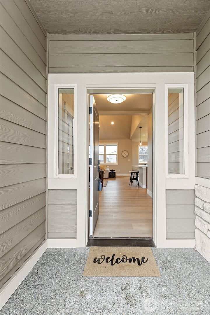 Property Photo:  2517 N Dandelion Lane  WA 98926 