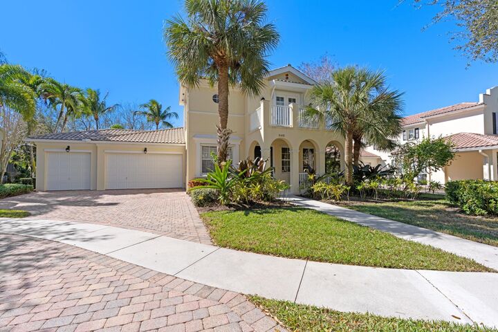 Property Photo:  8418 Arima Lane  FL 33414 