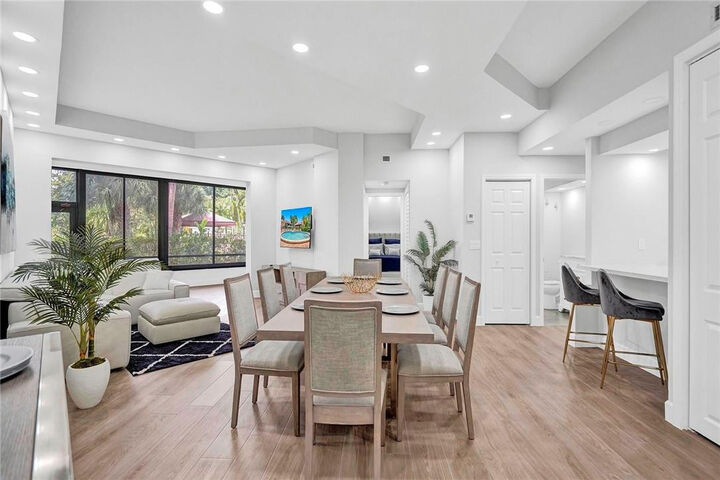 Property Photo:  7484 La Paz Boulevard 101  FL 33433 