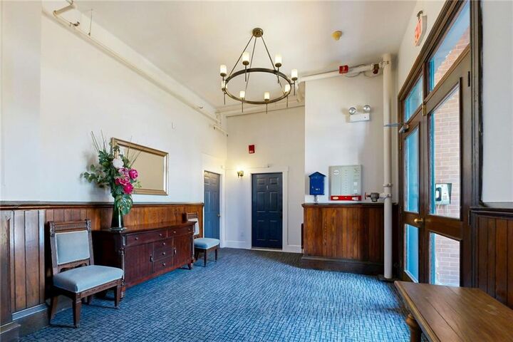 Property Photo:  10 East Street 2  RI 02906 