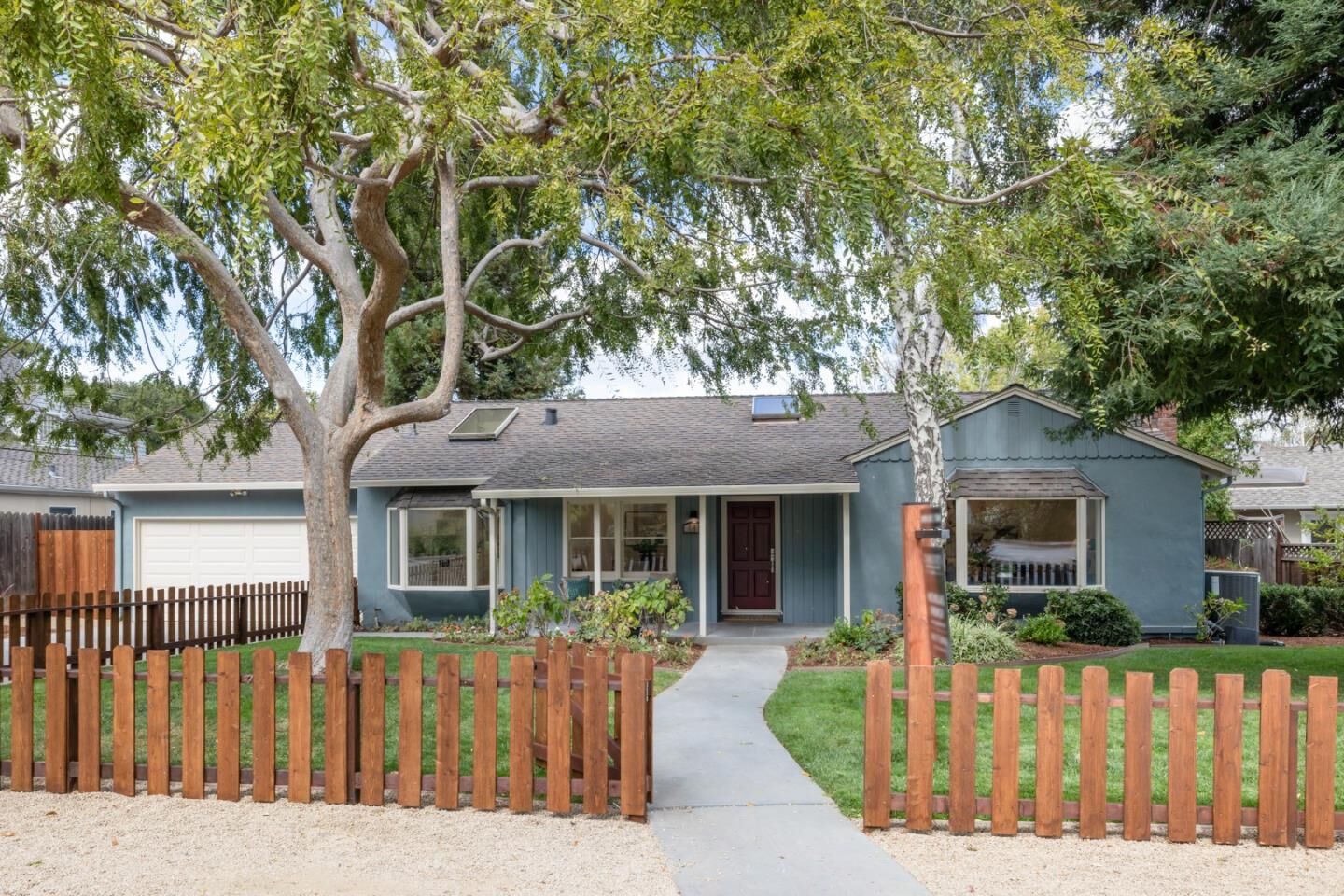 Property Photo:  141 Jordan Avenue  CA 94022 