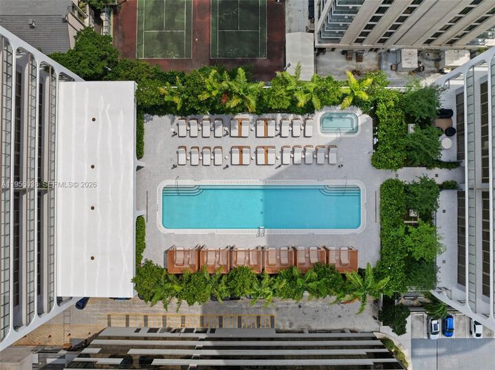 Property Photo:  2655 S Bayshore Dr 805  FL 33133 