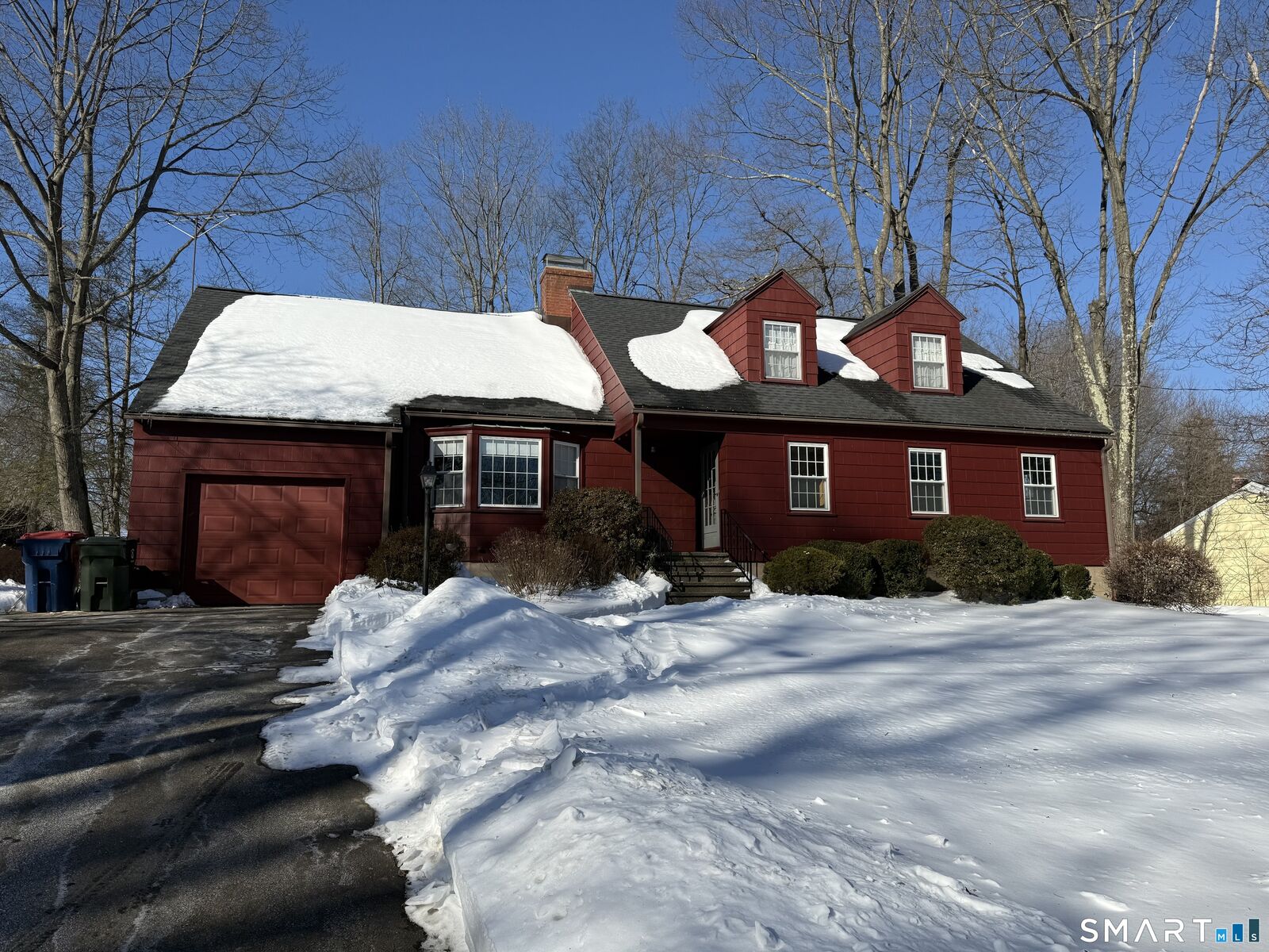 Property Photo: 215 Fernwood Road CT 06611