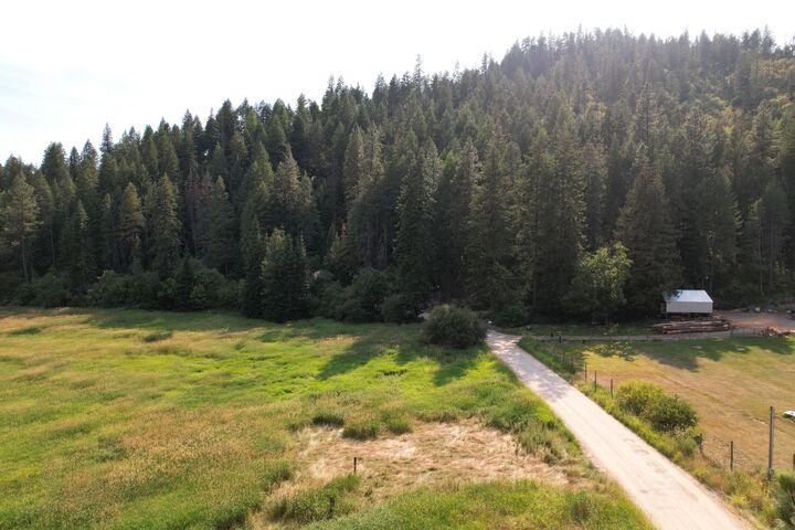 Property Photo:  41xx North Deer Lake Rd  WA 99148 