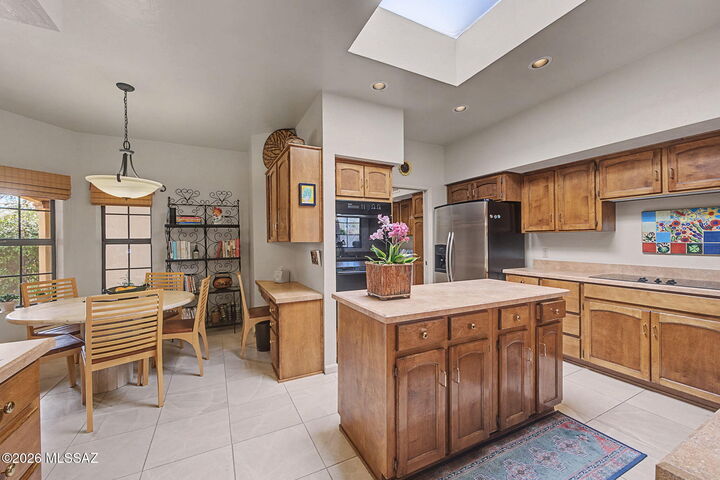 Property Photo:  5591 E Sutler Lane  AZ 85712 