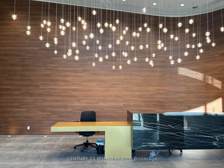 Property Photo:  39 Mary Street 1412  ON L4N 1S9 