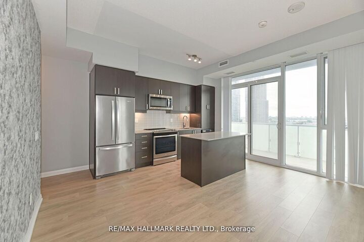 Property Photo: 7895 Jane Street 906 ON L4K 0K2