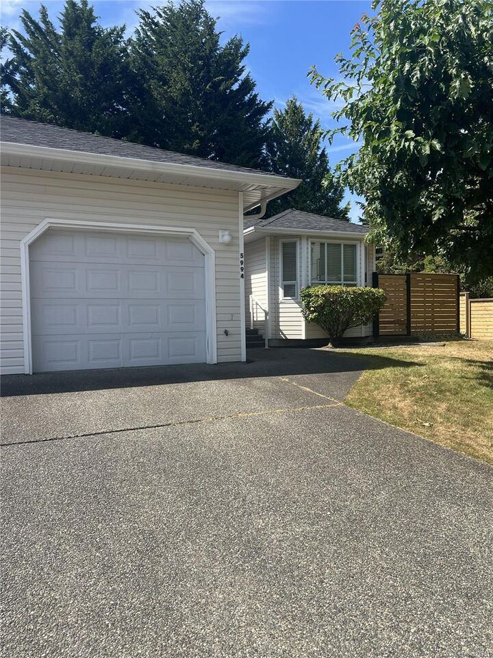 Property Photo: 5994 Cedar Grove Dr BC V9T 6G1