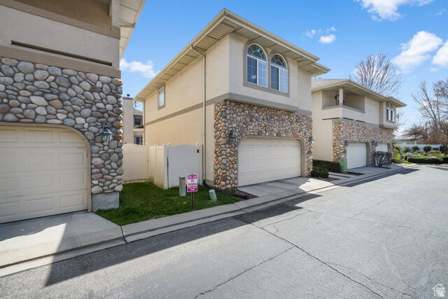 Property Photo:  7819 S Spruce Tree Ln  UT 84094 