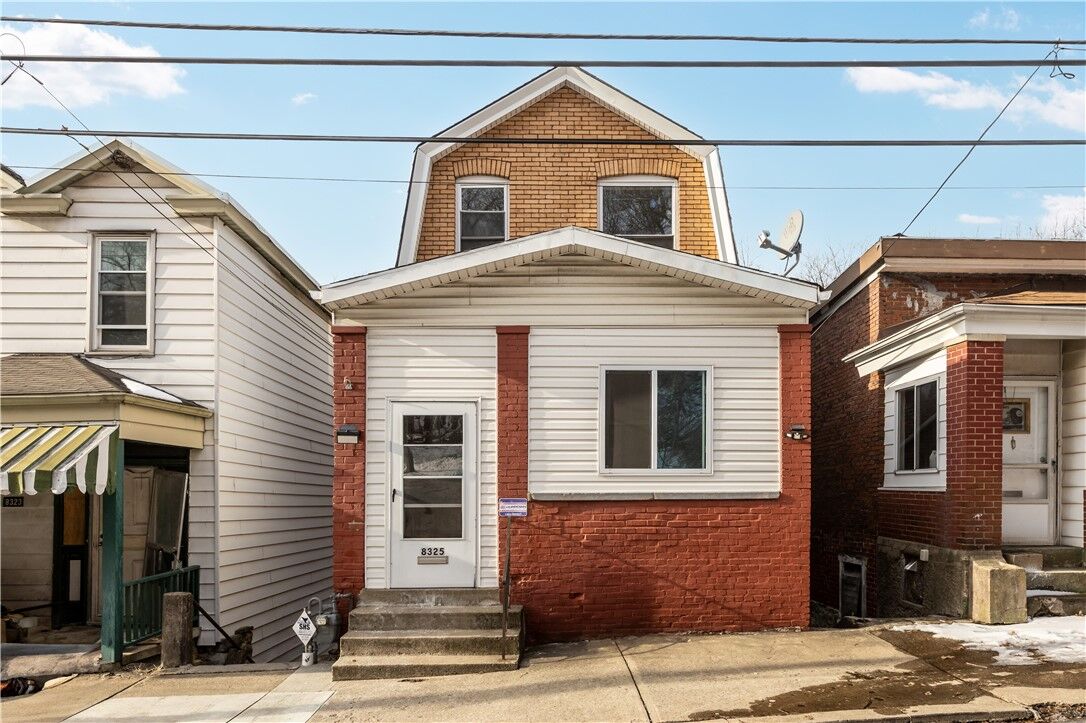 Property Photo:  8325 Bricelyn St  PA 15221 