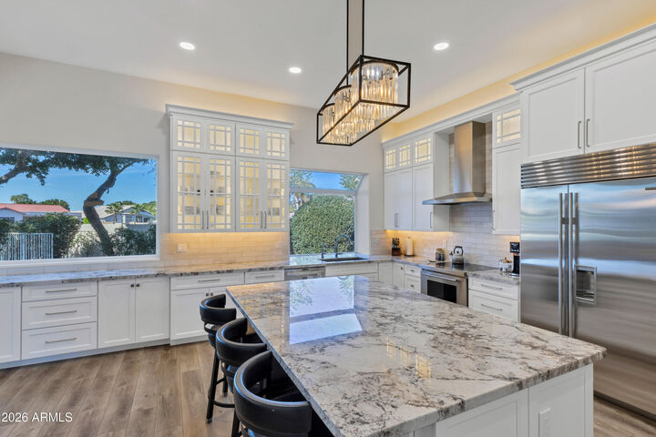 Property Photo: 5335 W Rose Garden Lane AZ 85308