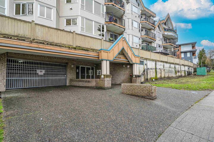 Property Photo:  11595 Fraser Street 205  BC V2X 0X7 