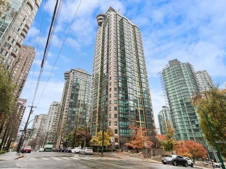 1331 Alberni Street 1010 — photo 1