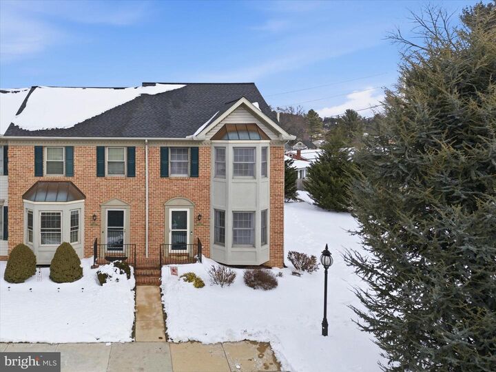 Property Photo:  353 Cobblestone Lane  PA 17601 