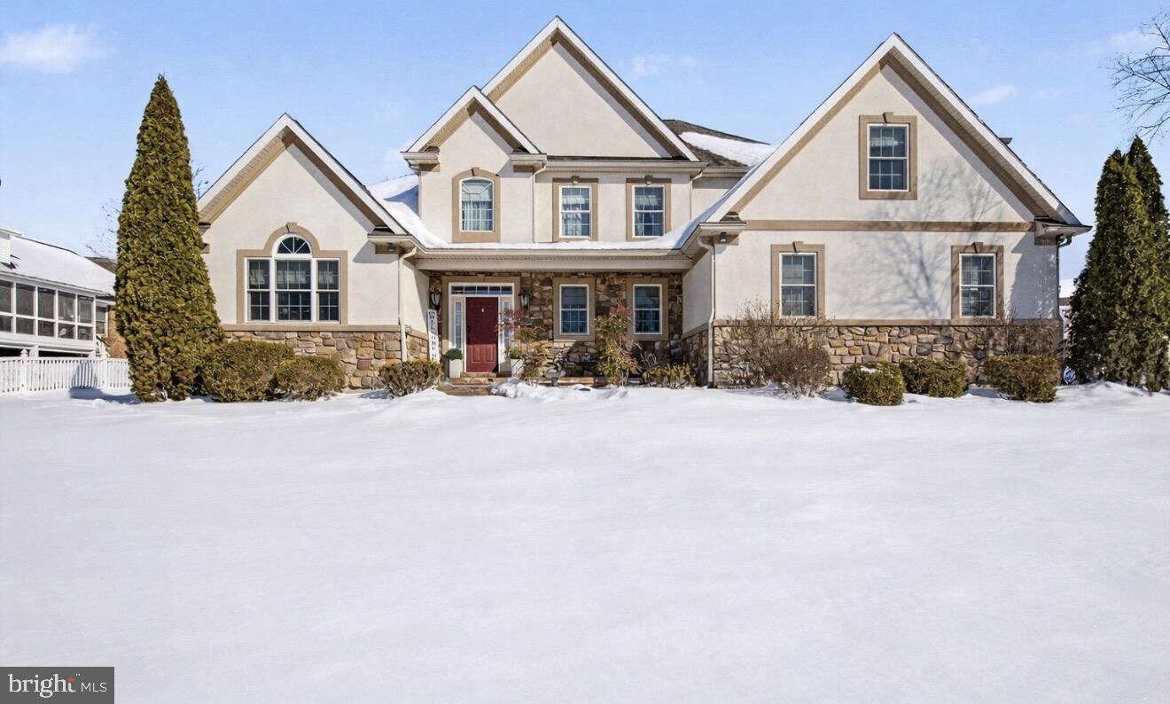 Property Photo:  2452 Mercedes Court  PA 17112 