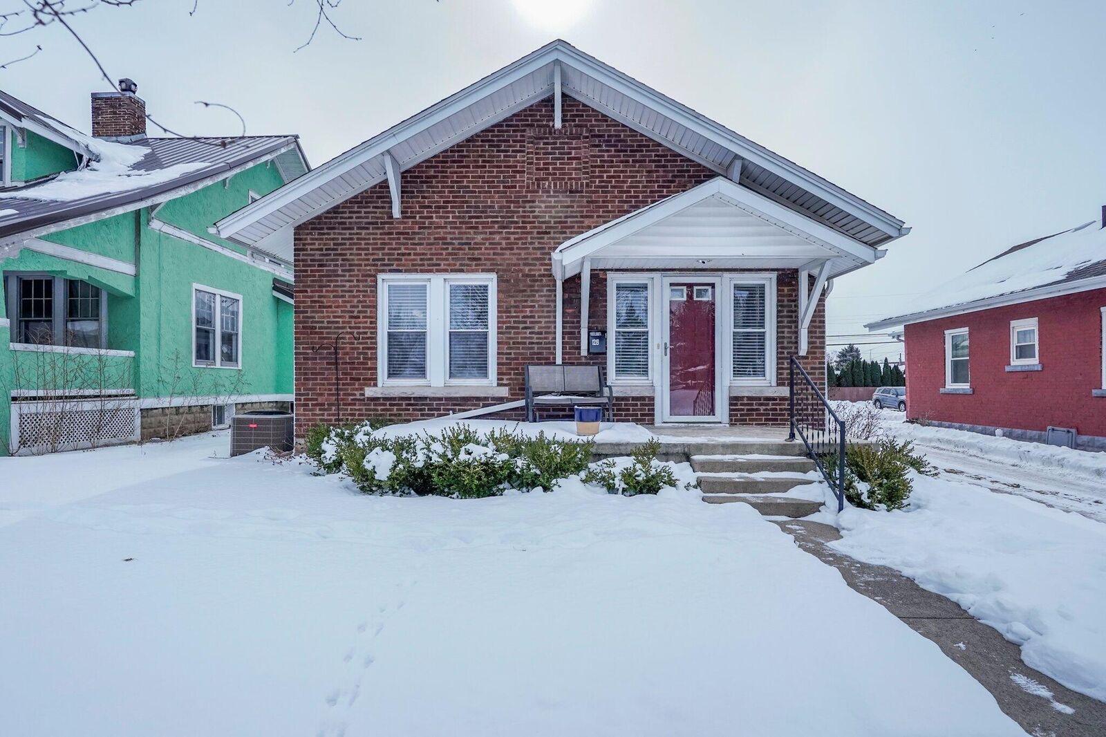 Property Photo:  1219 Washington Avenue  OH 43160 