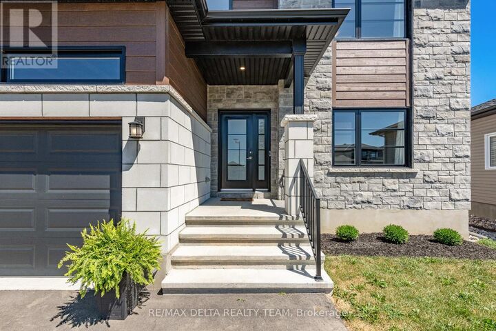 Property Photo:  688 Geneva Crescent  ON K0A 1W0 