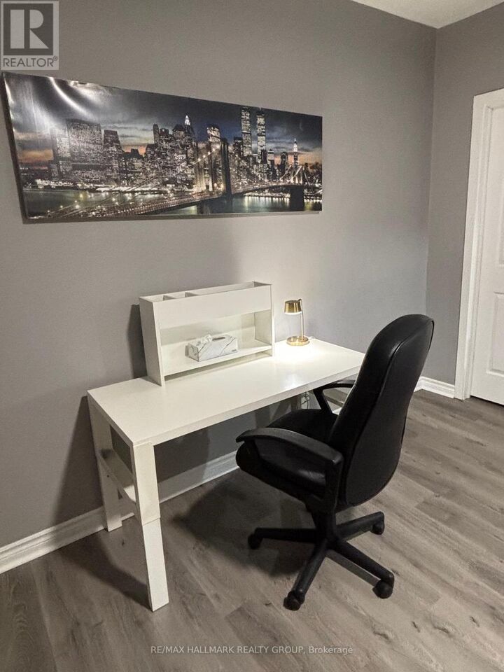 Property Photo:  115 Carruthers Avenue  ON K1Y 1N4 